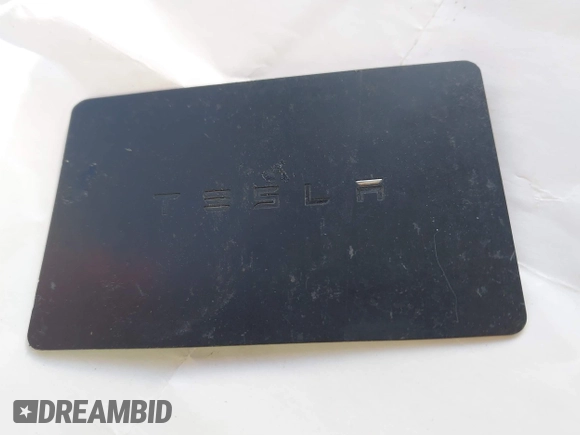 ✅ 2020 Tesla Model 3 Standard Range Plus • VIN: 5YJ3E1EA0LF805833 • Lot: 43819199. Wystawiony na IAAI z przebiegiem 69 722 mil. Bezpłatny archiwum sprzedaży aukcyjnych z USA i szczegółowy raport historii pojazdu na DreamBid. Zdjęcie 11.