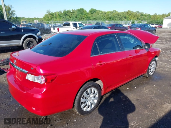 ✅ 2013 Toyota Corolla LE • VIN: 2T1BU4EEXDC064034 • Lot: 45086146. Wystawiony na IAAI z przebiegiem 59 050 mil. Bezpłatny archiwum sprzedaży aukcyjnych z USA i szczegółowy raport historii pojazdu na DreamBid. Zdjęcie 4.