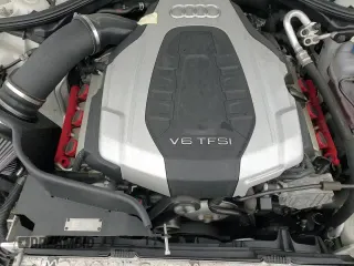 ✅ 2017 Audi A7 Premium Plus • VIN: WAUW2AFC1HN086863 • Lot: 83997065. Listed on Copart with 77,560 mi. Free auction sales archive from the USA and detailed vehicle history report at DreamBid. Image 13.