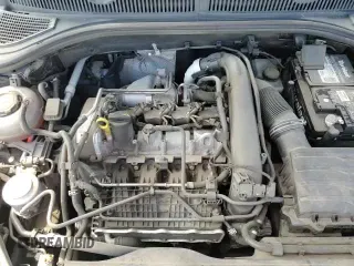 ✅ 2019 Volkswagen Jetta SEL • VIN: 3VWEB7BU2KM246909 • Лот: 66201005. Опубликован ранее на Copart с пробегом 83 805 миль. Бесплатный доступ к архиву аукционных продаж из США и подробный отчёт об истории автомобиля на DreamBid. Изображение 15.