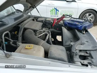 ✅ 2010 Jeep Commander Sport • VIN: 1J4RH4GK8AC157378 • Lot: 41609526. Wystawiony na IAAI z przebiegiem 173 614 mil. Bezpłatny archiwum sprzedaży aukcyjnych z USA i szczegółowy raport historii pojazdu na DreamBid. Zdjęcie 15.