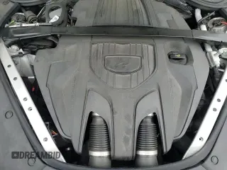 ✅ 2025 Porsche Panamera • VIN: WP0AA2YA8SL000551 • Lot: 86326675. Listed on Copart with 20,070 mi. Free auction sales archive from the USA and detailed vehicle history report at DreamBid. Image 13.