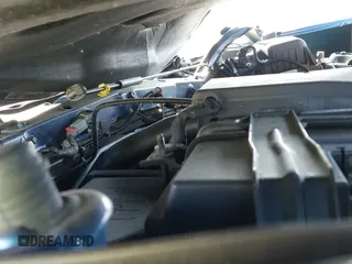 ✅ 2019 Chevrolet Equinox LT • VIN: 3GNAXUEV5KL377173 • Lot: 43229931. Wystawiony na IAAI z przebiegiem 37 399 mil. Bezpłatny archiwum sprzedaży aukcyjnych z USA i szczegółowy raport historii pojazdu na DreamBid. Zdjęcie 19.