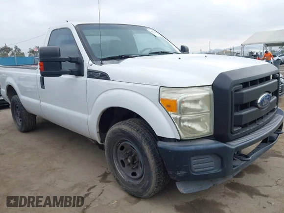 ✅ 2015 Ford F-250 XL • VIN: 1FDBF2A65FEC56468 • Lot: 44846290. Listed on IAAI with 195,696 mi. Free auction sales archive from the USA and detailed vehicle history report at DreamBid. Image 1.