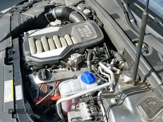 ✅ 2012 Audi S5 Premium Plus • VIN: WAUCVAFR1CA003754 • Lot: 41492517. Wystawiony na IAAI z przebiegiem 116 082 mil. Bezpłatny archiwum sprzedaży aukcyjnych z USA i szczegółowy raport historii pojazdu na DreamBid. Zdjęcie 19.