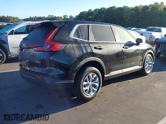 ✅ 2023 Honda CR-V LX • VIN: 5J6RS3H26PL002055 • Lot: 43347196. Wystawiony na IAAI z przebiegiem 45 641 mil. Bezpłatny archiwum sprzedaży aukcyjnych z USA i szczegółowy raport historii pojazdu na DreamBid. Zdjęcie 4.