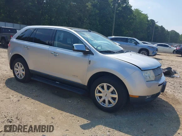 ✅ 2010 Lincoln MKX • VIN: 2LMDJ6JC1ABJ02045 • Lot: 42591821. Listed on IAAI with 131,475 mi. Free auction sales archive from the USA and detailed vehicle history report at DreamBid. Image 1.