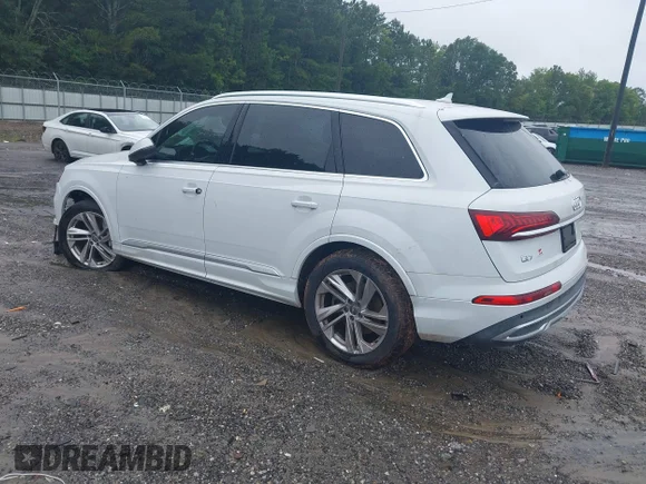 ✅ 2020 Audi Q7 Premium • VIN: WA1AXAF76LD011506 • Lot: 42885844. Wystawiony na IAAI z przebiegiem 43 990 mil. Bezpłatny archiwum sprzedaży aukcyjnych z USA i szczegółowy raport historii pojazdu na DreamBid. Zdjęcie 3.