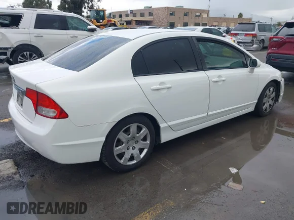 ✅ 2010 Honda Civic LX • VIN: 2HGFA1F54AH579458 • Lot: 44392097. Wystawiony na IAAI z przebiegiem 242 074 mil. Bezpłatny archiwum sprzedaży aukcyjnych z USA i szczegółowy raport historii pojazdu na DreamBid. Zdjęcie 4.