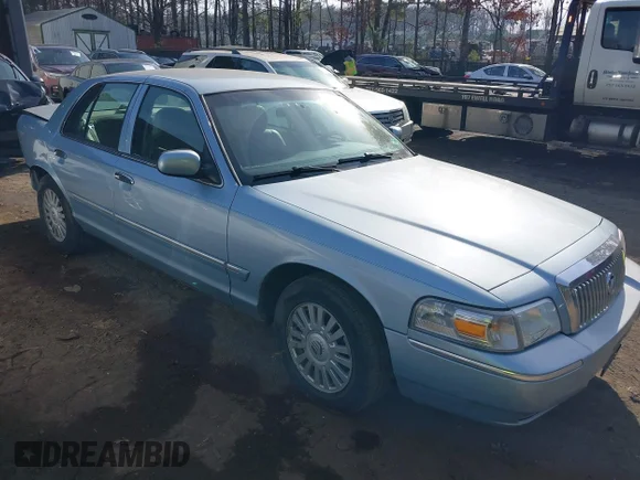 ✅ 2008 Mercury Grand Marquis GS • VIN: 2MEFM74V18X631669 • Lot: 43969003. Wystawiony na IAAI z przebiegiem 95 848 mil. Bezpłatny archiwum sprzedaży aukcyjnych z USA i szczegółowy raport historii pojazdu na DreamBid. Zdjęcie 1.