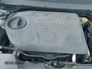 ✅ 2014 Jeep Cherokee Latitude • VIN: 1C4PJMCS8EW243396 • Lot: 43742805. Wystawiony na IAAI z przebiegiem 205 911 mil. Bezpłatny archiwum sprzedaży aukcyjnych z USA i szczegółowy raport historii pojazdu na DreamBid. Zdjęcie 19.