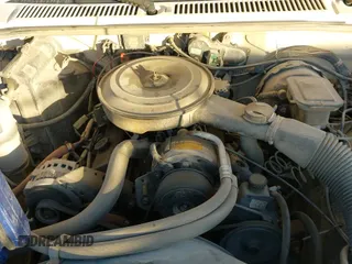 ✅ 1986 Chevrolet S-10 • VIN: 1GCCS14R2G2104591 • Lot: 43591395. Wystawiony na IAAI z przebiegiem 59 414 mil. Bezpłatny archiwum sprzedaży aukcyjnych z USA i szczegółowy raport historii pojazdu na DreamBid. Zdjęcie 12.