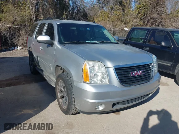 ✅ 2013 GMC Yukon SLT • VIN: 1GKS2CE02DR246390 • Lot: 41325816. Wystawiony na IAAI z przebiegiem 258 351 mil. Bezpłatny archiwum sprzedaży aukcyjnych z USA i szczegółowy raport historii pojazdu na DreamBid. Zdjęcie 1.