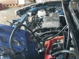 ✅ 2022 Toyota RAV4 Hybrid SE • VIN: 4T3T6RFV3NU089343 • Lot: 41223554. Wystawiony na IAAI z przebiegiem 50 589 mil. Bezpłatny archiwum sprzedaży aukcyjnych z USA i szczegółowy raport historii pojazdu na DreamBid. Zdjęcie 19.