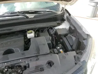 ✅ 2019 Nissan Pathfinder SV • VIN: 5N1DR2MM0KC615029 • Lot: 82107115. Listed on Copart with 130,310 mi. Free auction sales archive from the USA and detailed vehicle history report at DreamBid. Image 17.