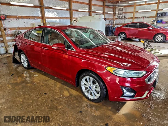 ✅ 2019 Ford Fusion Titanium • VIN: 3FA6P0SU9KR185261 • Lot: 97947025. Listed on Copart with 120,369 mi. Free auction sales archive from the USA and detailed vehicle history report at DreamBid. Image 4.