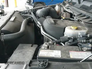 ✅ 2017 Ram 2500 Big Horn • VIN: 3C6MR5BJ2HG597631 • Lot: 43359462. Wystawiony na IAAI z przebiegiem 77 386 mil. Bezpłatny archiwum sprzedaży aukcyjnych z USA i szczegółowy raport historii pojazdu na DreamBid. Zdjęcie 18.