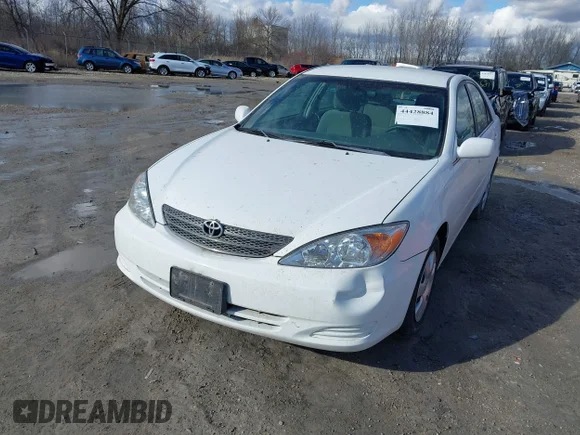 ✅ 2004 Toyota Camry LE • VIN: 4T1BE32K24U351139 • Lot: 44428884. Wystawiony na IAAI z przebiegiem 36 535 mil. Bezpłatny archiwum sprzedaży aukcyjnych z USA i szczegółowy raport historii pojazdu na DreamBid. Zdjęcie 6.