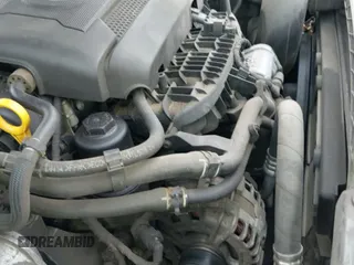 ✅ 2015 Volkswagen Passat SE • VIN: 1VWBT7A36FC005550 • Lot: 42463895. Listed on IAAI with 136,153 mi. Free auction sales archive from the USA and detailed vehicle history report at DreamBid. Image 12.