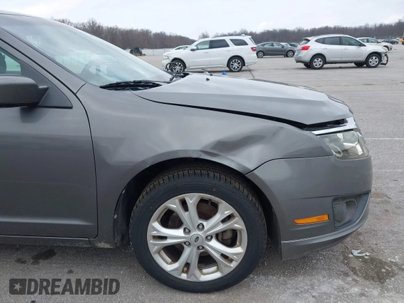 ✅ 2012 Ford Fusion SE • VIN: 3FAHP0HA3CR274170 • Lot: 44511842. Wystawiony na IAAI z przebiegiem 194 347 mil. Bezpłatny archiwum sprzedaży aukcyjnych z USA i szczegółowy raport historii pojazdu na DreamBid. Zdjęcie 6.