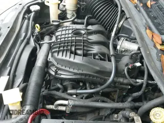 ✅ 2011 Volkswagen Routan SE • VIN: 2V4RW3DG0BR636012 • Лот: 43237073. Опубликован ранее на IAAI с пробегом 157 910 миль. Бесплатный доступ к архиву аукционных продаж из США и подробный отчёт об истории автомобиля на DreamBid. Изображение 13.