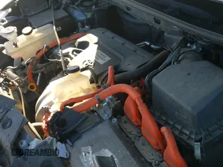 ✅ 2017 Toyota RAV4 XLE • VIN: JTMRJREV9HD132708 • Lot: 41310940. Listed on IAAI with 64,405 mi. Free auction sales archive from the USA and detailed vehicle history report at DreamBid. Image 19.