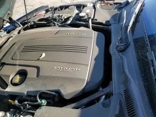 ✅ 2019 Jaguar F-Type P300 • VIN: SAJDD1GX6KCK62042 • Lot: 82477015. Wystawiony na Copart z przebiegiem 73 962 mil. Bezpłatny archiwum sprzedaży aukcyjnych z USA i szczegółowy raport historii pojazdu na DreamBid. Zdjęcie 13.