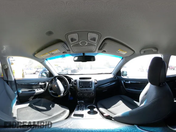 ✅ 2015 Kia Sorento LX • VIN: 5XYKTDA69FG583083 • Lot: 44648819. Listed on IAAI with 210,921 mi. Free auction sales archive from the USA and detailed vehicle history report at DreamBid. Image 19.