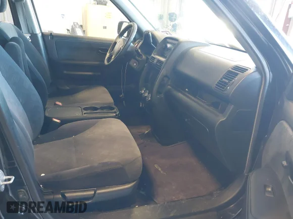 ✅ 2006 Honda CR-V EX • VIN: JHLRD78856C052006 • Lot: 44377582. Wystawiony na IAAI z przebiegiem 207 733 mil. Bezpłatny archiwum sprzedaży aukcyjnych z USA i szczegółowy raport historii pojazdu na DreamBid. Zdjęcie 5.