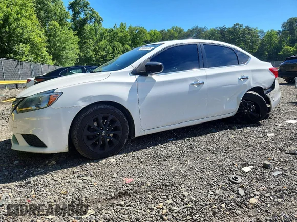 ✅ 2018 Nissan Sentra SV • VIN: 3N1AB7AP8JY315061 • Лот: 57239936. Опубліковано раніше на Copart з пробігом 89 905 миль. Безкоштовний доступ до архіву аукціонних продажів зі США та докладний звіт про історію автомобіля на DreamBid. Зображення 1.