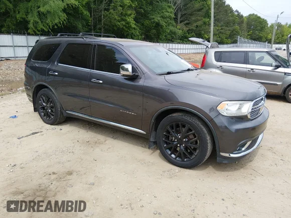 ✅ 2015 Dodge Durango Citadel • VIN: 1C4RDJEG7FC236420 • Lot: 45007961. Wystawiony na IAAI z przebiegiem 173 946 mil. Bezpłatny archiwum sprzedaży aukcyjnych z USA i szczegółowy raport historii pojazdu na DreamBid. Zdjęcie 1.