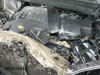 ✅ 2015 Toyota Highlander Limited Platinum • VIN: 5TDYKRFH8FS080216 • Lot: 43580247. Listed on IAAI with 127,856 mi. Free auction sales archive from the USA and detailed vehicle history report at DreamBid. Image 19.