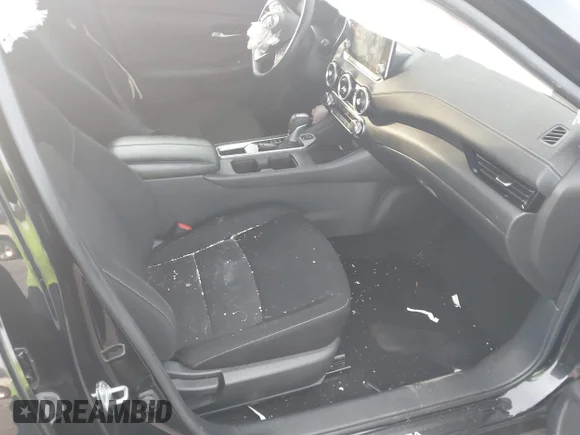 ✅ 2022 Nissan Sentra SV • VIN: 3N1AB8CV3NY274958 • Lot: 43737741. Wystawiony na IAAI z przebiegiem 100 000 mil. Bezpłatny archiwum sprzedaży aukcyjnych z USA i szczegółowy raport historii pojazdu na DreamBid. Zdjęcie 5.