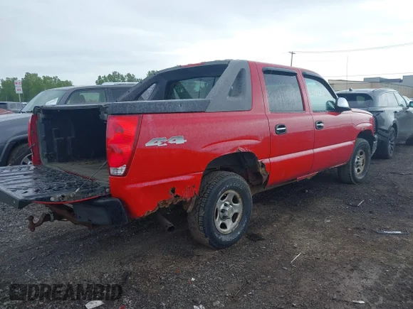 ✅ 2005 Chevrolet Avalanche LS • VIN: 3GNEK12Z75G160873 • Lot: 42345526. Wystawiony na IAAI z przebiegiem 203 115 mil. Bezpłatny archiwum sprzedaży aukcyjnych z USA i szczegółowy raport historii pojazdu na DreamBid. Zdjęcie 4.