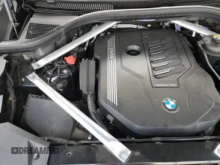 ✅ 2022 BMW X5 xDrive40i • VIN: 5UXCR6C08N9M79755 • Lot: 90331665. Wystawiony na Copart z przebiegiem 31 958 mil. Bezpłatny archiwum sprzedaży aukcyjnych z USA i szczegółowy raport historii pojazdu na DreamBid. Zdjęcie 17.