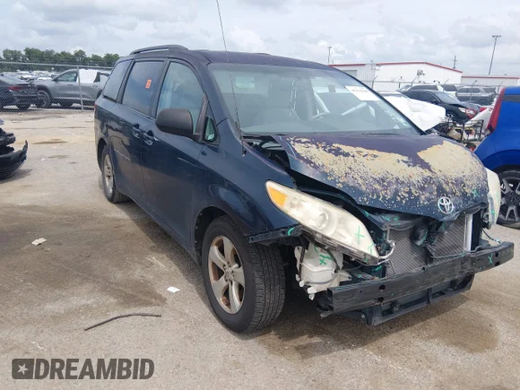 ✅ 2011 Toyota Sienna LE • VIN: 5TDKK3DC8BS069284 • Lot: 45434260. Wystawiony na IAAI z przebiegiem Nie podano. Bezpłatny archiwum sprzedaży aukcyjnych z USA i szczegółowy raport historii pojazdu na DreamBid. Zdjęcie 1.