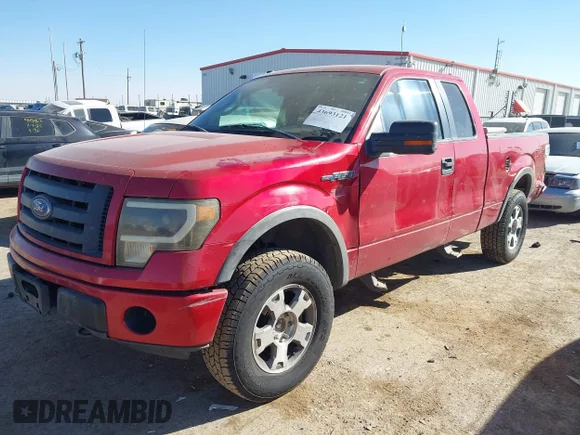 ✅ 2010 Ford F-150 XL • VIN: 1FTFX1EVXAKA23128 • Lot: 43693121. Wystawiony na IAAI z przebiegiem 231 108 mil. Bezpłatny archiwum sprzedaży aukcyjnych z USA i szczegółowy raport historii pojazdu na DreamBid. Zdjęcie 2.