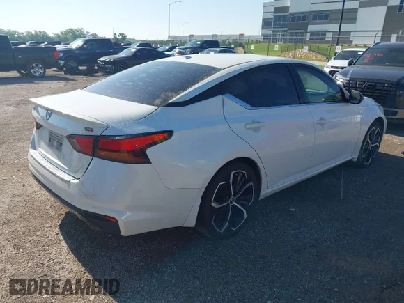 ✅ 2023 Nissan Altima SR • VIN: 1N4BL4CV2PN318882 • Lot: 45058570. Listed on IAAI with 45,033 mi. Free auction sales archive from the USA and detailed vehicle history report at DreamBid. Image 4.