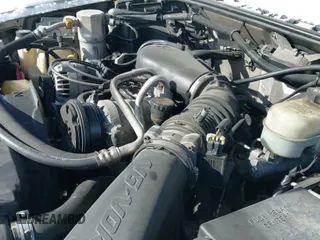 ✅ 2003 Chevrolet S-10 LS • VIN: 1GCCS19X238197160 • Лот: 41589211. Опубликован ранее на IAAI с пробегом 113 308 миль. Бесплатный доступ к архиву аукционных продаж из США и подробный отчёт об истории автомобиля на DreamBid. Изображение 19.