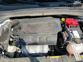 ✅ 2020 Jeep Renegade Latitude • VIN: ZACNJBBB8LPL80522 • Lot: 81273065. Listed on Copart with 45,942 mi. Free auction sales archive from the USA and detailed vehicle history report at DreamBid. Image 16.