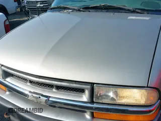 ✅ 2001 Chevrolet S-10 LS ZR2 • VIN: 1GCCT19W618149436 • Лот: 42692715. Опубликован ранее на IAAI с пробегом 197 853 миль. Бесплатный доступ к архиву аукционных продаж из США и подробный отчёт об истории автомобиля на DreamBid. Изображение 12.