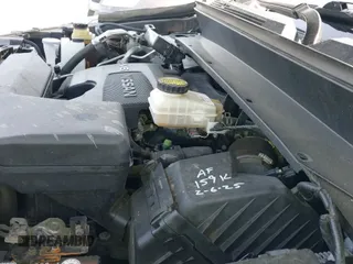 ✅ 2017 Nissan Pathfinder SV • VIN: 5N1DR2MN7HC695396 • Lot: 41899881. Listed on IAAI with 162,061 mi. Free auction sales archive from the USA and detailed vehicle history report at DreamBid. Image 19.