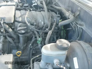 ✅ 2001 Toyota Sequoia SR5 • VIN: 5TDZT34A61S035272 • Lot: 43110598. Listed on IAAI with 257,181 mi. Free auction sales archive from the USA and detailed vehicle history report at DreamBid. Image 20.