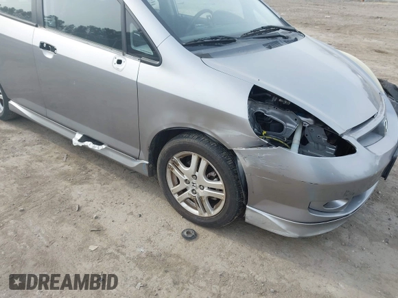✅ 2007 Honda Fit Sport • VIN: JHMGD38687S018935 • Lot: 44127729. Wystawiony na IAAI z przebiegiem 204 057 mil. Bezpłatny archiwum sprzedaży aukcyjnych z USA i szczegółowy raport historii pojazdu na DreamBid. Zdjęcie 6.
