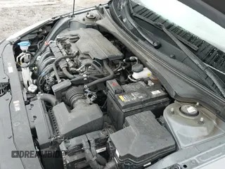 ✅ 2022 Hyundai Elantra SEL • VIN: KMHLN4AG4NU339597 • Lot: 43586652. Listed on IAAI with 27,361 mi. Free auction sales archive from the USA and detailed vehicle history report at DreamBid. Image 21.