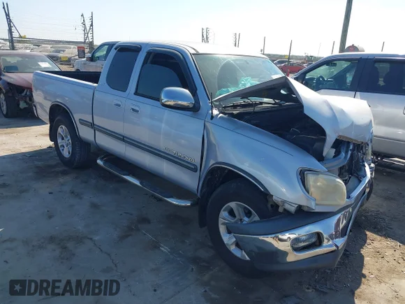 ✅ 2000 Toyota Tundra SR5 • VIN: 5TBRN3413YS105579 • Lot: 43343292. Listed on IAAI with 153,974 mi. Free auction sales archive from the USA and detailed vehicle history report at DreamBid. Image 1.