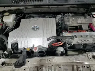 ✅ 2017 Toyota Highlander Hybrid XLE • VIN: 5TDJGRFH7HS035547 • Лот: 62129185. Опубликован ранее на Copart с пробегом 72 285 миль. Бесплатный доступ к архиву аукционных продаж из США и подробный отчёт об истории автомобиля на DreamBid. Изображение 17.