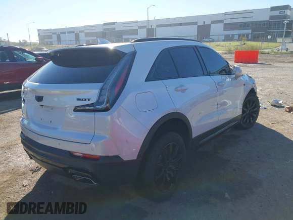 ✅ 2019 Cadillac XT4 FWD Sport • VIN: 1GYFZER45KF128781 • Lot: 43579798. Wystawiony na IAAI z przebiegiem 89 823 mil. Bezpłatny archiwum sprzedaży aukcyjnych z USA i szczegółowy raport historii pojazdu na DreamBid. Zdjęcie 4.