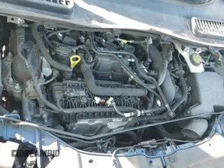 2018 Ford Escape SE z VIN 1FMCU9GD9JUA71170, wystawiony jako IAAI lot #43591236 z przebiegiem 102 483 mil mil oraz . Historia ofert i sprzedaży dostępna na DreamBid. Obrazek 19.