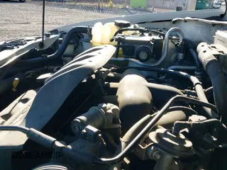 ✅ 2002 Ford Escape XLT • VIN: 1FMCU03182KB99324 • Lot: 43279794. Wystawiony na IAAI z przebiegiem 212 484 mil. Bezpłatny archiwum sprzedaży aukcyjnych z USA i szczegółowy raport historii pojazdu na DreamBid. Zdjęcie 12.